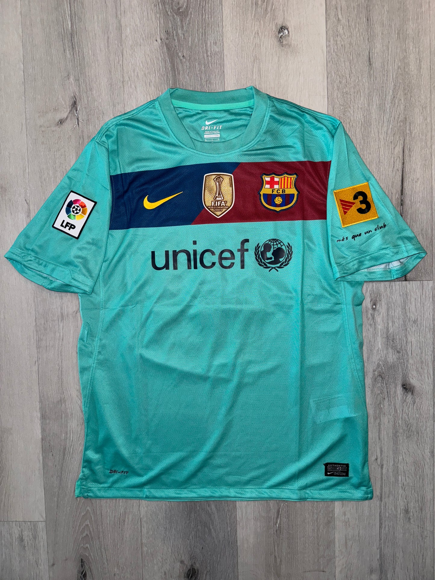 Barcelona - 2010/11 Away